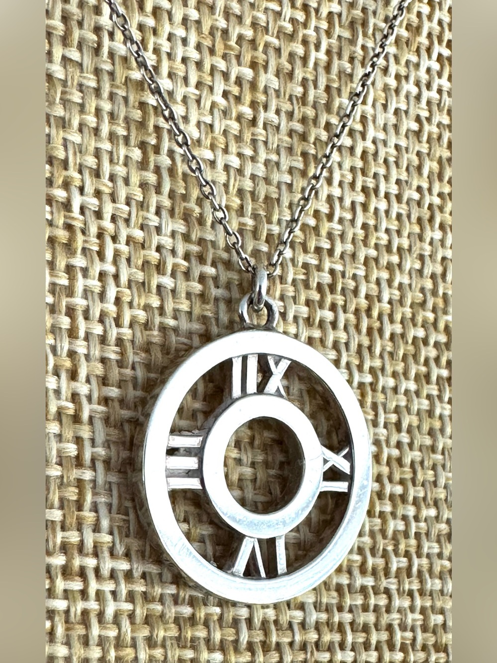 TIFFANY & CO. Atlas 925 Sterling Silver Roman Numeral Circle Pendant Necklace